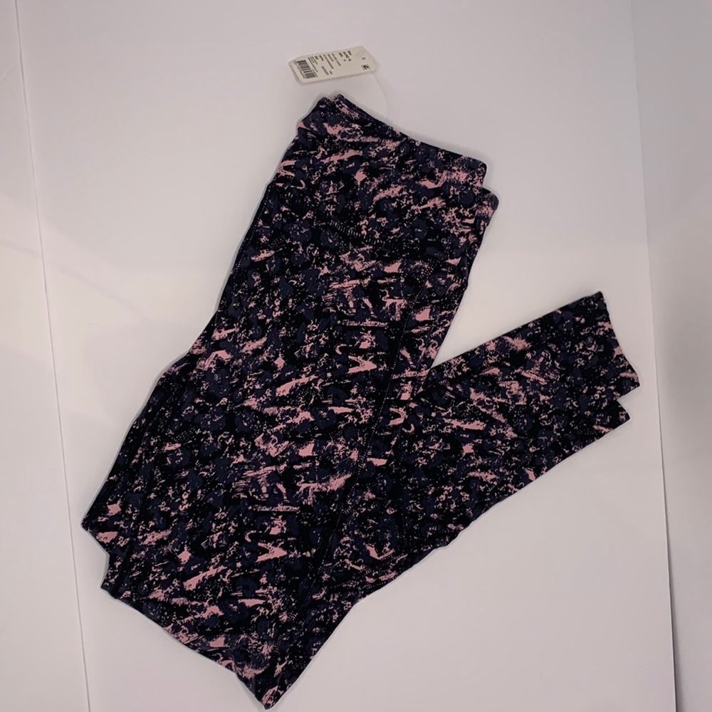 NWTs Anko pink and black workout leggings